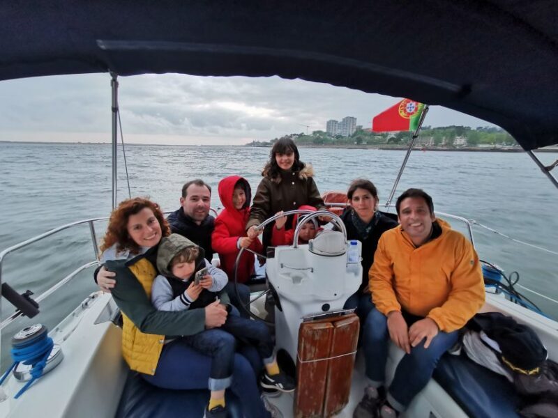 Porto: Private Sailboat Trip with Wine Tasting & Charcuterie - Additional Tips