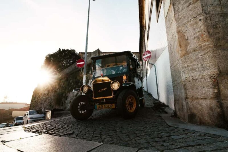 Porto: Private Tour of the Historic City in a Classic Car - Key Points