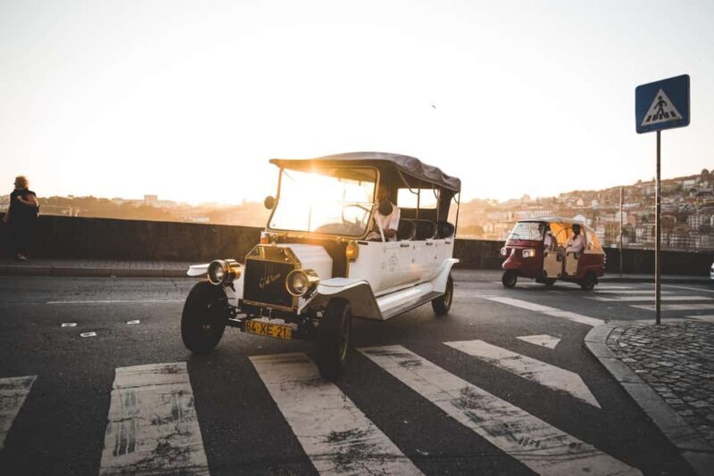 Porto: Private Tour of the Historic City in a Classic Car - An Enthusiastic Look at the Experience