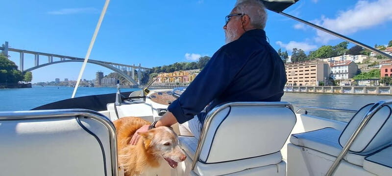 Porto: Private Yacht Tour on Douro River - up to 12 people - FAQs