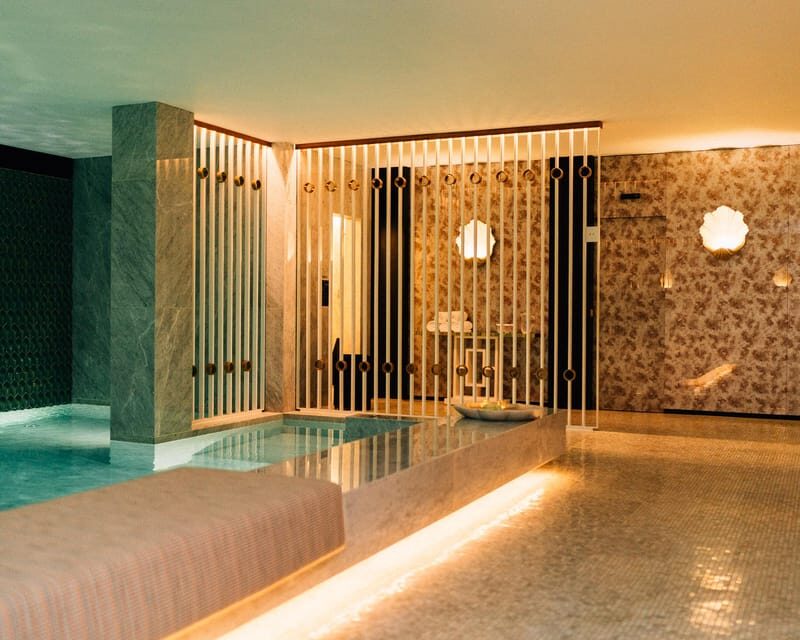 Porto: Relaxing by the pool, sauna and steam room - Final Thoughts: Is It Worth It?