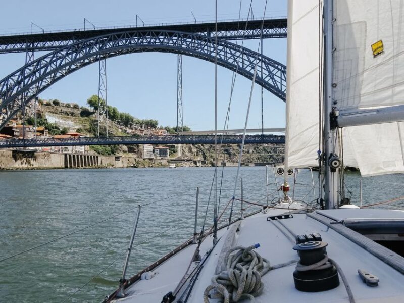 Porto: Romantic Sailboat Cruise - An Authentic Journey on the Douro River