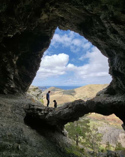 Porto Santo: Guided 2.5-hour Ana Ferreira Peaks & Caves Hike - Practical Considerations and Tips