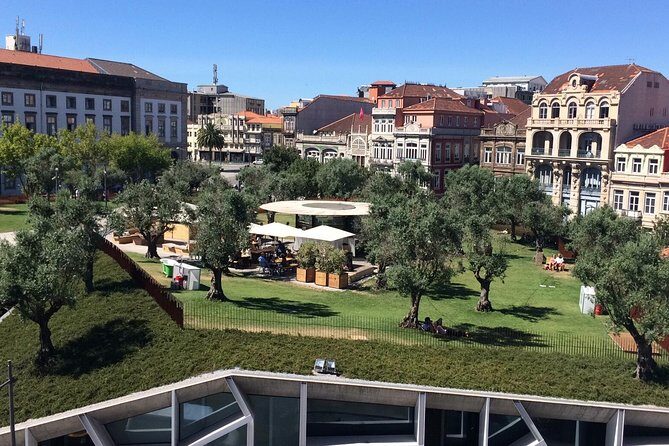 Porto Small Group Walking Tour with Lello Bookshop - An In-Depth Look at the Porto Small Group Walking Tour