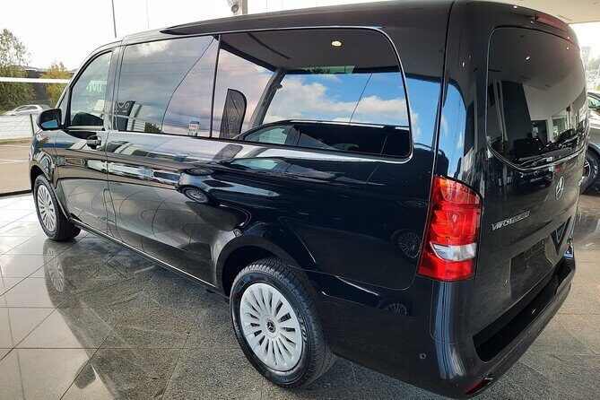 Porto to/from Douro Valley (1-8 pax) Private Transfer in Mercedes - In-Depth Review of the Porto to Douro Valley Private Transfer