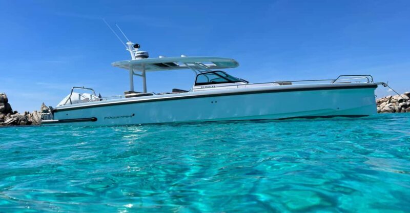 Porto Vecchio : Daily boat rental with skipper - Key Points
