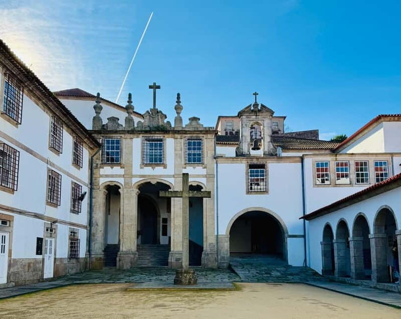 Porto: Walking Tour of Douro's 2 Riversides w/ Wine Tasting - Who Should Consider This Tour?