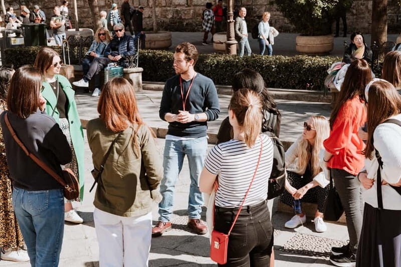 Porto Walking Tour with Fado Show (small groups) - Discovering Porto: A City of Charm, History, and Song