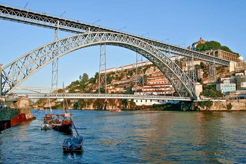 Porto Walking Tour with Fado Show (small groups) - FAQ about the Porto Walking Tour with Fado Show