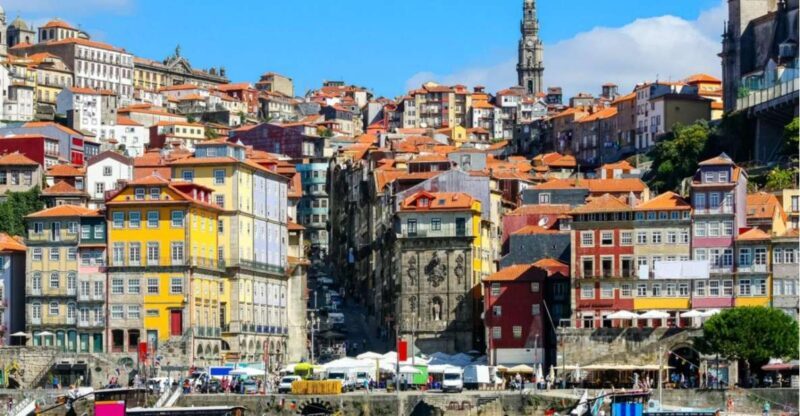 Portos Old Town: Amazing Secrets and Fresh Scoops - In-Depth Review: Uncovering Porto’s Secrets with a Smartphone
