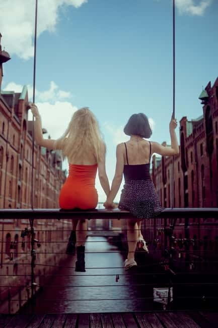 Portrait shoot in Hamburg  your private walk with a professional photographer - Who Is This Experience Best For?