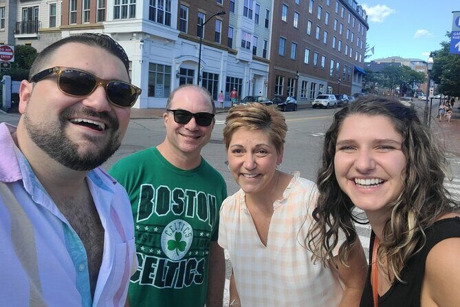 Portsmouth Puzzling Adventure Scavenger Hunt Walking Activity - Key Points