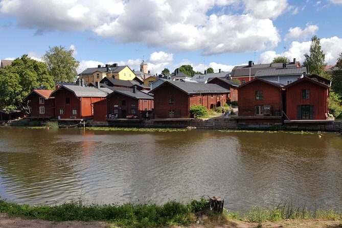 Porvoo tour from Helsinki or Vantaa - A Close Look at the Porvoo Tour Experience