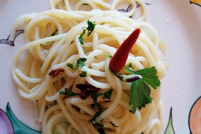 Positano Spaghetti experience - Experience the True Flavors of Positano with a Family-Hosted Cooking Class