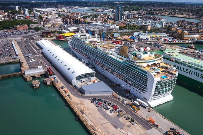 Post Cruise Tour Southampton to London via Stonehenge and Windsor - Who Will Love This Tour?
