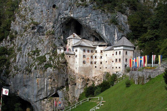 Postojna Cave & Predjama Castle - Key Points