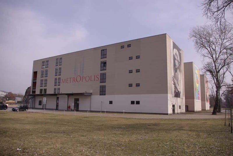 Potsdam-Babelsberg: 5-Hour-Tour "Film-History" by VW-Bus - Frequently Asked Questions (FAQs)