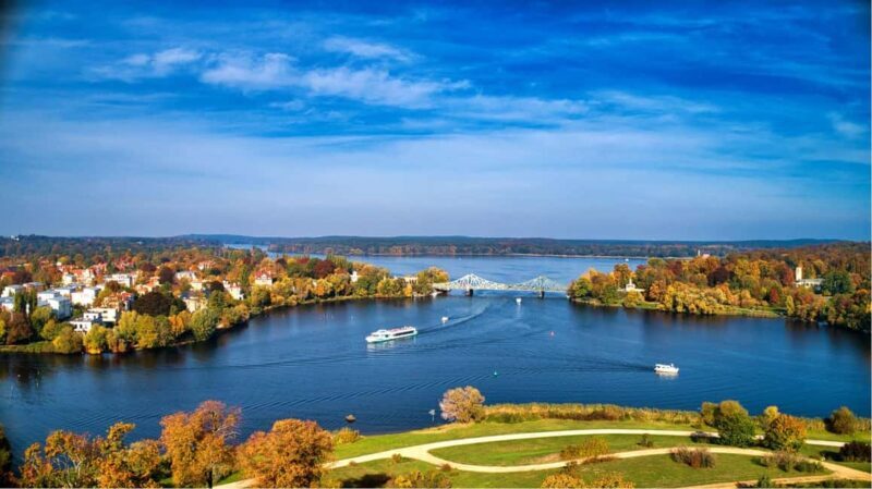 Potsdam: The evening Wannsee tour. Castles, parks, and villas. - Who Will Enjoy This Tour?