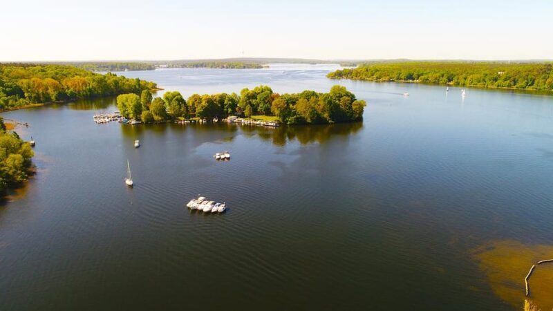Potsdam: Yacht Cruise - Lakes of Berlin - Castles & Nature - FAQ