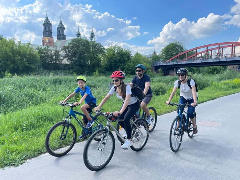 Pozna: Bike Tour of Top Highlights with a Local Guide - An Authentic Look at Pozna on Two Wheels