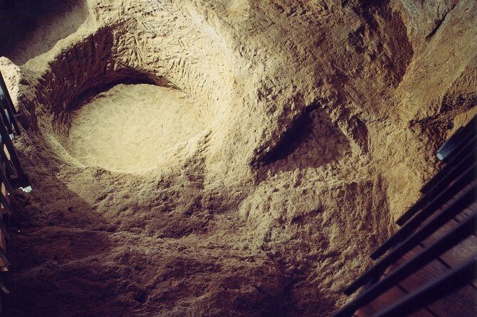 Pozzo della Cava Admission Ticket - Exploring the Pozzo della Cava: A Deep Dive