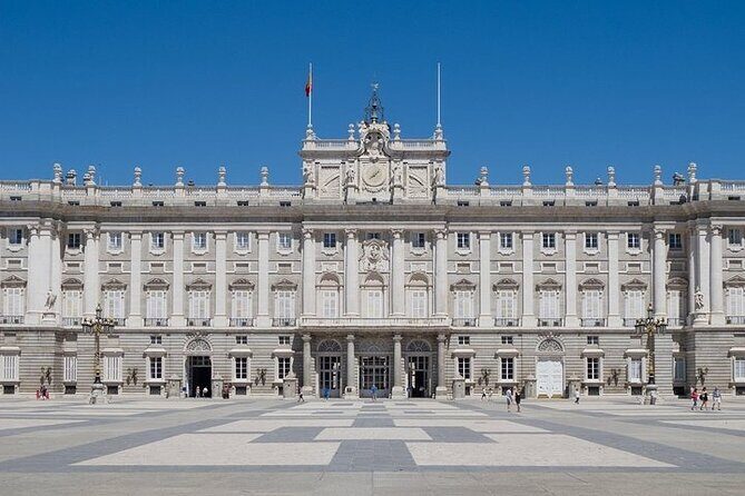 Prado Museum & Royal Palace: Madrid Guided Tour in English - A Deep Dive Into the Madrid Experience