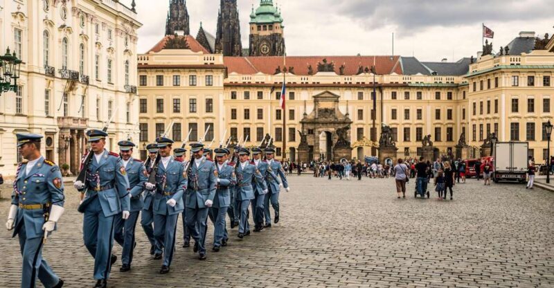 Prague: 1-Hour Castle Tour With Fast-GET Admission Ticket - Who Would Love This Tour?