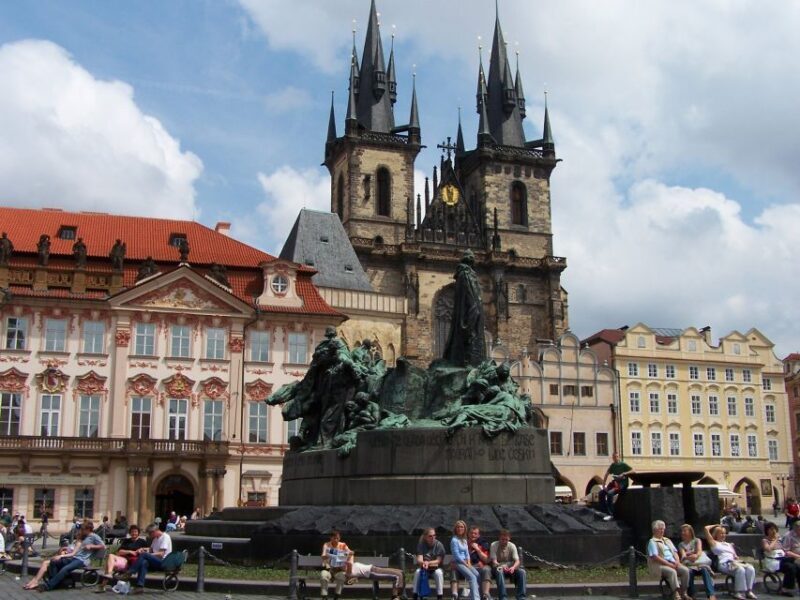 Prague: 2-Hour Old Town and Jewish Ghetto Walking Tour - An In-Depth Look at What the Tour Offers