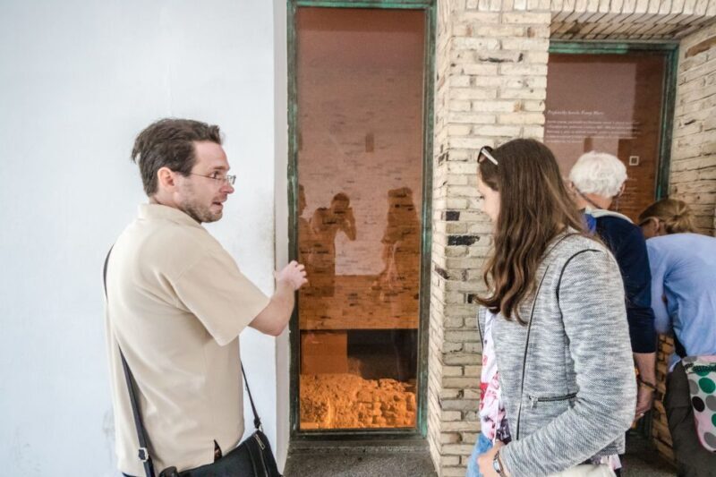 Prague: 3-Hour Walking Tour of Old Town & Prague Castle - Who Should Consider This Tour?