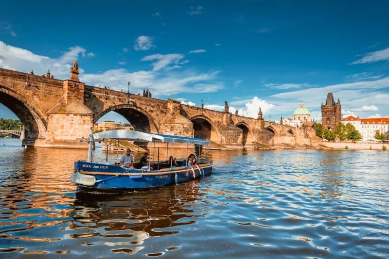 Prague: 45-Minute Sightseeing Cruise to Devil's Channel - Who Will Love This Tour?