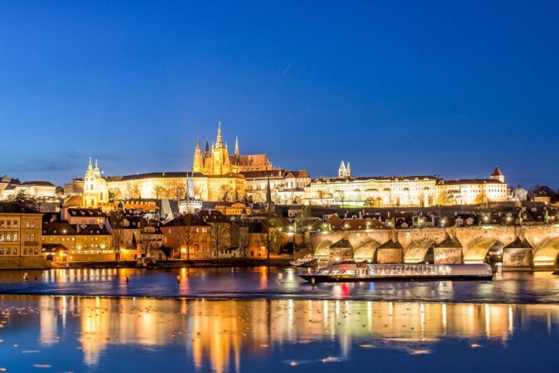 Prague: 50-Minute Sightseeing Evening Cruise - An In-Depth Look at the Prague Evening Cruise Experience