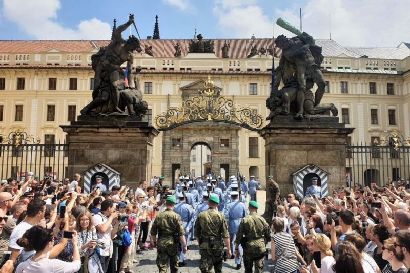 Prague: 6-Hour Tour with River Boat Cruise and Lunch - The Sum Up