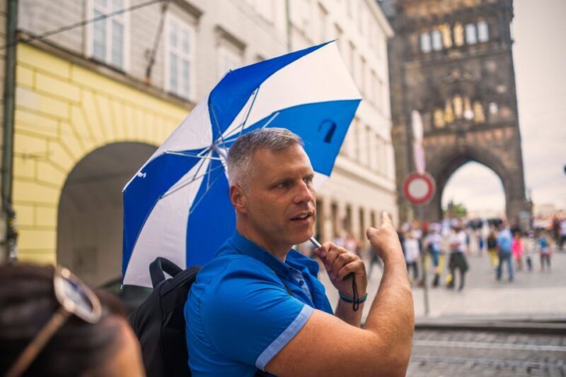 Prague: 6-Hour Tour with River Boat Cruise and Lunch - FAQ