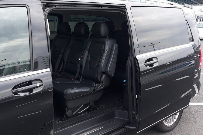 Prague Airport Private Arrival Transfer - What Makes This Transfer Stand Out?