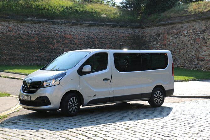 Prague Airport Transfers, Praga Aeropuerto Traslados, ESPAOL-ENG - A Quick Look at Prague Airport Transfers with Radek