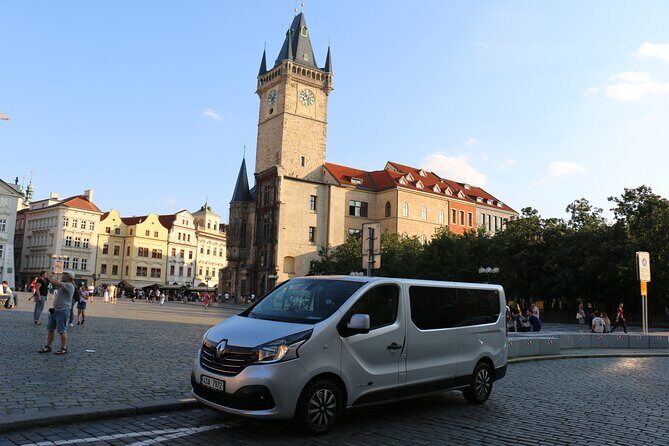 Prague Airport Transfers, Praga Aeropuerto Traslados, ESPAOL-ENG - Key Points