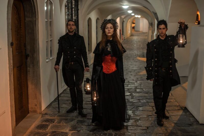 Prague: Alchemy & Mysteries Bridge and Castle Evening Tour - What’s Included and What to Expect