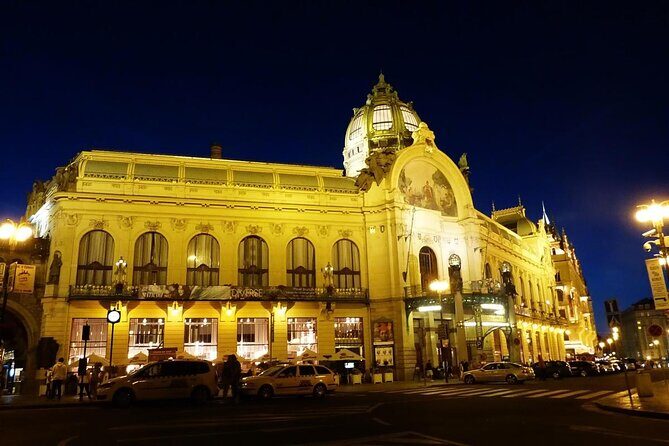 Prague Art Nouveau and Cubism Walking Tour - Meeting Your Guide and Starting Point