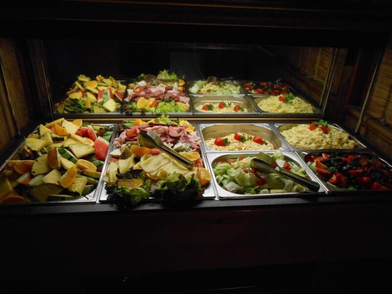 Prague At Dusk: 1-Hour Historic Boat Tour with Commentary - How the Tour Fits Into Your Prague Visit