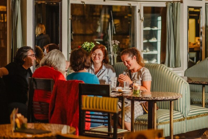 Prague: Award-Winning Old Town Food Tour with Four Drinks - Key Points