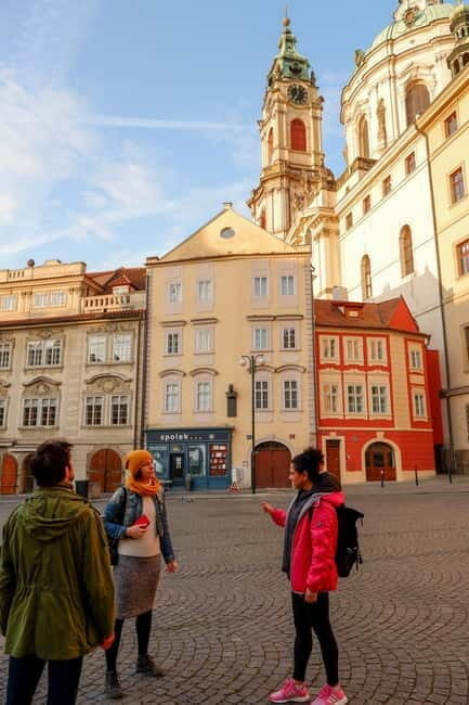 Prague: Before the Crowd Sunrise Tour & Breakfast - The Charm of Prague Before the Crowds