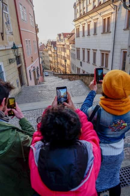 Prague: Before the Crowd Sunrise Tour & Breakfast - The Itinerary: What Makes Each Stop Special