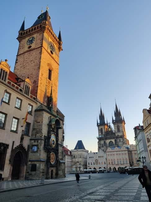 Prague: Before the Crowd Sunrise Tour & Breakfast - Authentic Feedback from Participants