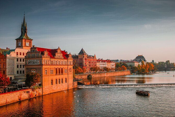 Prague Best Sightseeing Walking Tour With A Private Local Guide - Who Is This Tour Best For?