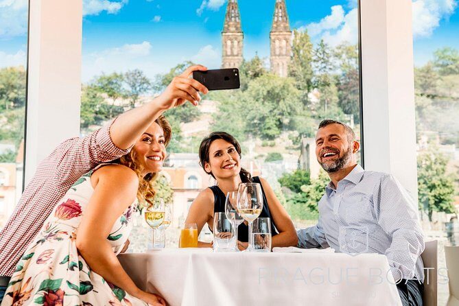 Prague Boats 2-hour Lunch Cruise - Discovering Prague from the Water: A 2-Hour Lunch Cruise