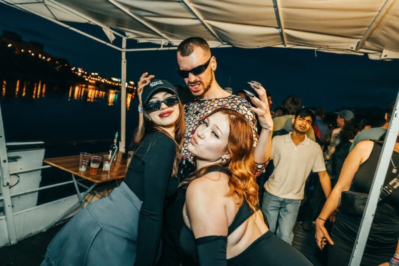 Prague: Booze Cruise with Open Bar and Duplex Entry - Who This Tour Is Best For