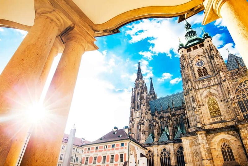 Prague Castle: 1-Hour Introduction Tour with Entry Ticket - A Closer Look at the Tour Experience