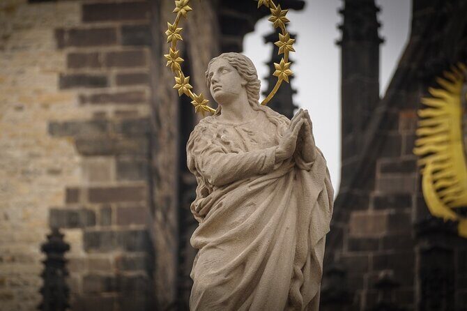 Prague Castle Grounds & Exteriors small-group with PragueWay - FAQ