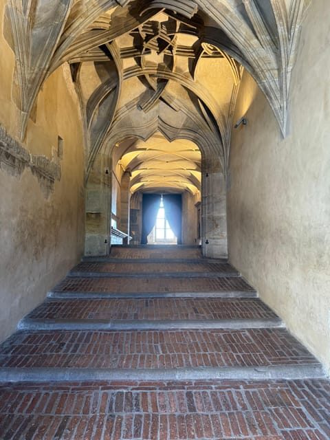 Prague Castle Interiors and Guards Ceremony Tour - Who Will Love This Tour?
