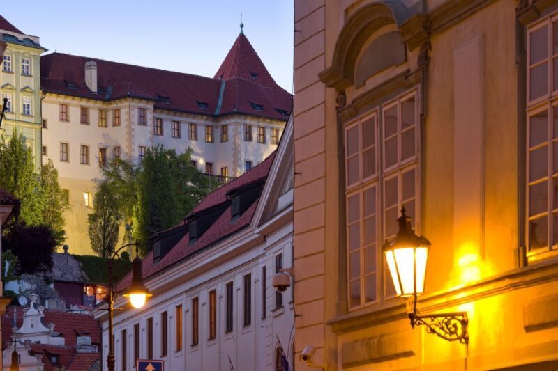 Prague Castle: Midday Classical Concert at Lobkowicz Palace - Discovering the Midday Classical Concert at Lobkowicz Palace in Prague